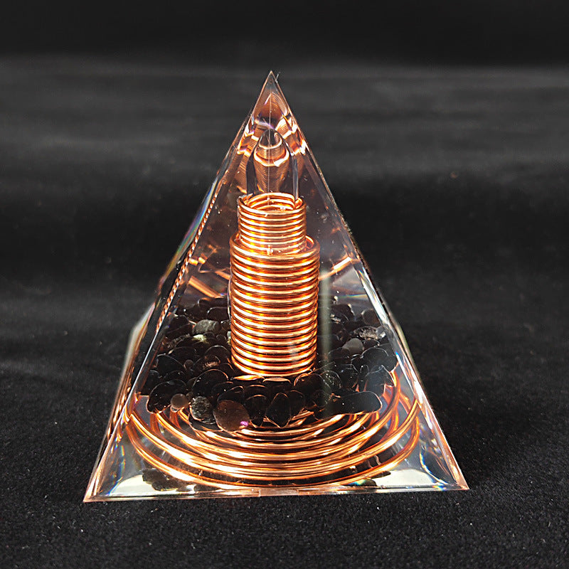 Crystal Gravel Spiral Line Pyramid